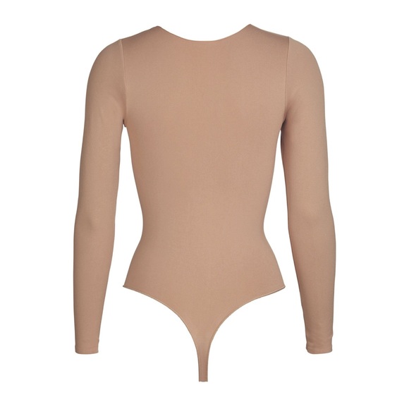 SKIMS ESSENTIALS CREW NECK LONG SLEEVE BODYSUIT in Sienna Size S/M NEW - Picture 5 of 10